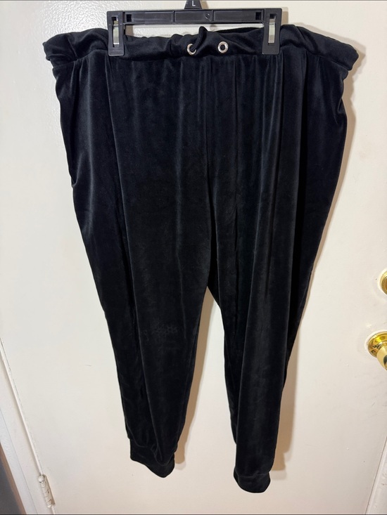 Juicy Couture Pants - Juicy Couture Black Velour Jogger Pants
